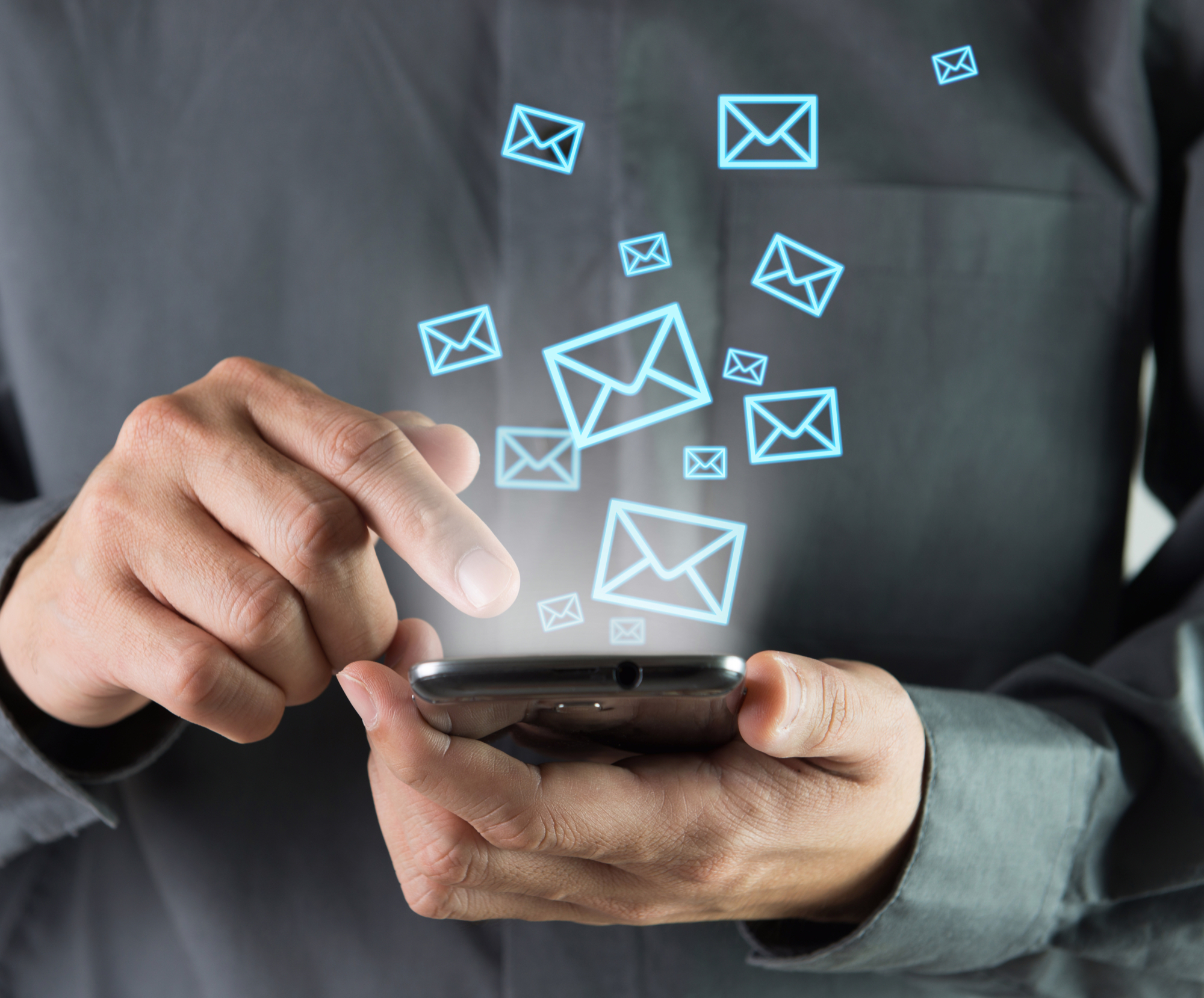 Kaj vse vam lahko omogoča SMS poštar
